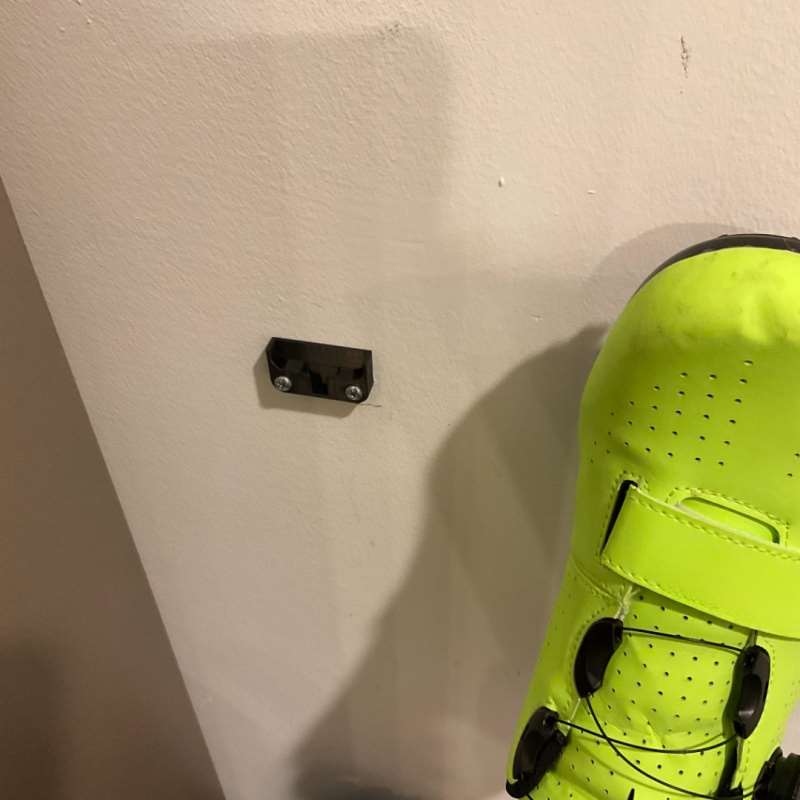 Suporte de parede para armazen - Cycling Gear Organizer Wall avaliação e preço